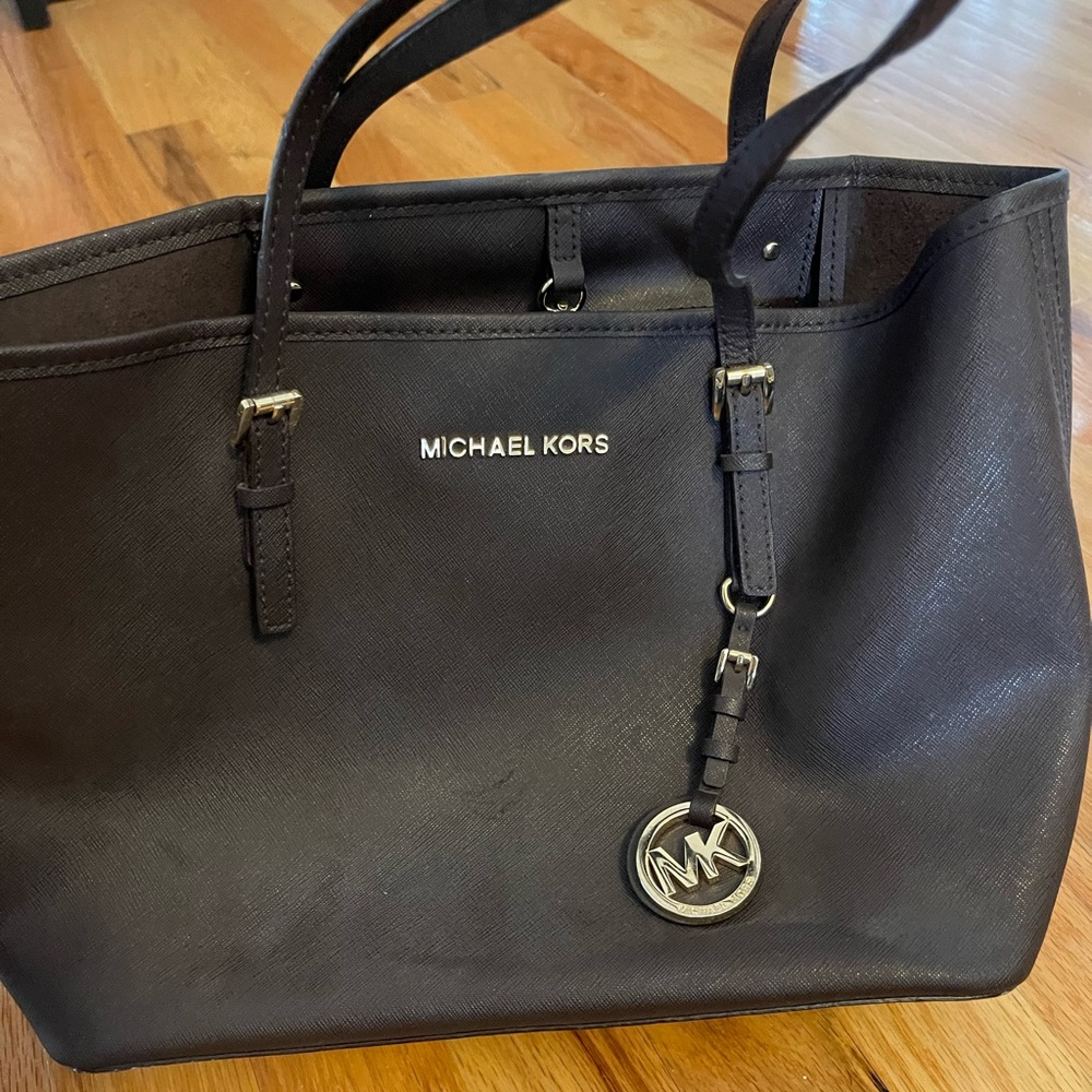 Brown Michael Kors tote bag!